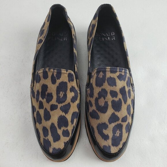 Donald Pliner Conner Leopard Loafer Womens 6.5 Black Leather Slip On Flat Shoe - Picture 3 of 9